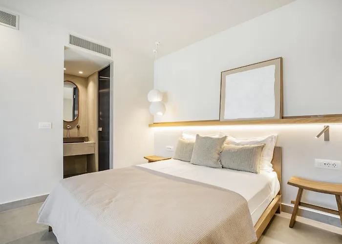 Blue - 2 Loutra & Sea View Hotel Kythnos